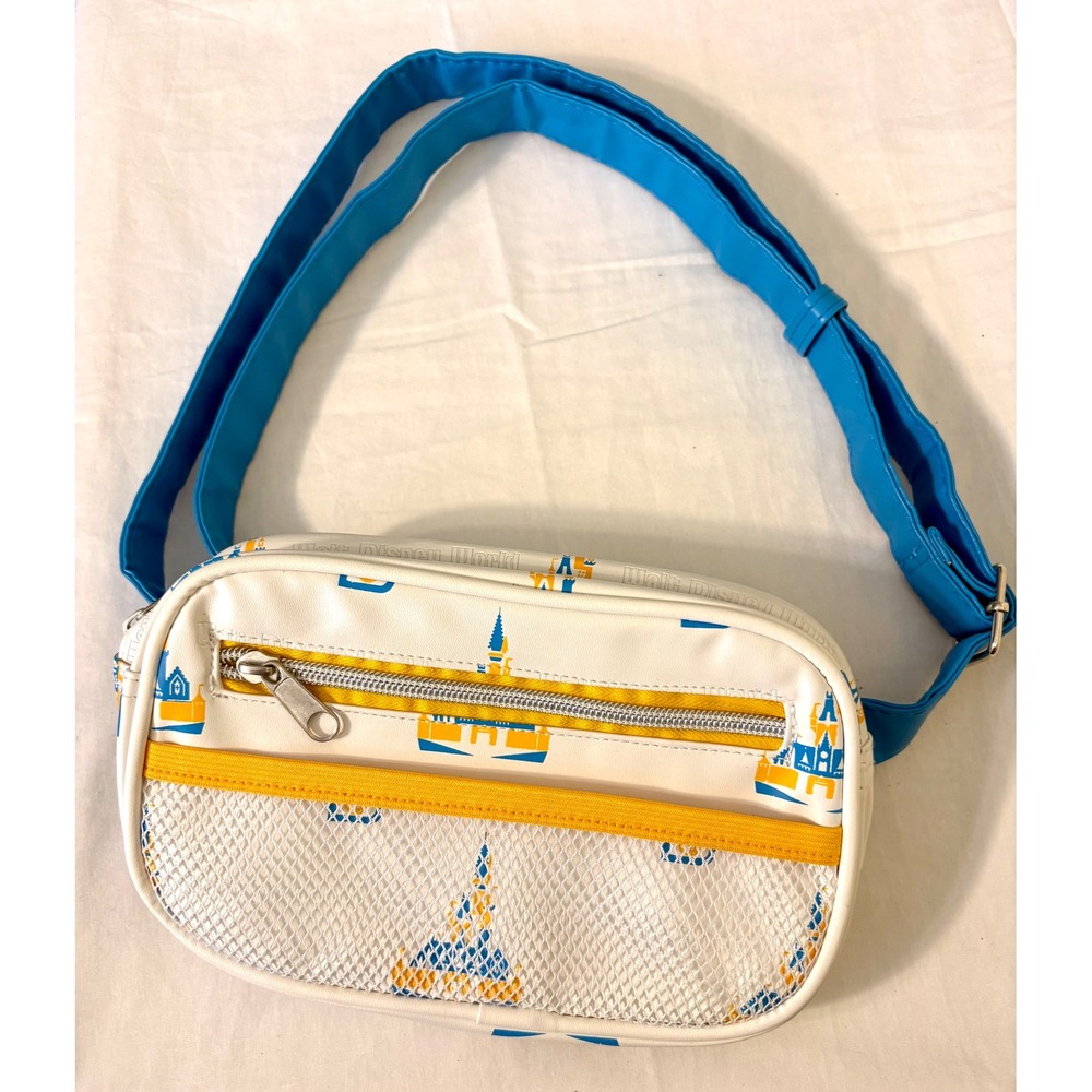 Walt Disney World Castle Crossbody‎ Bag Vault Collection 50th Ann. faux leather